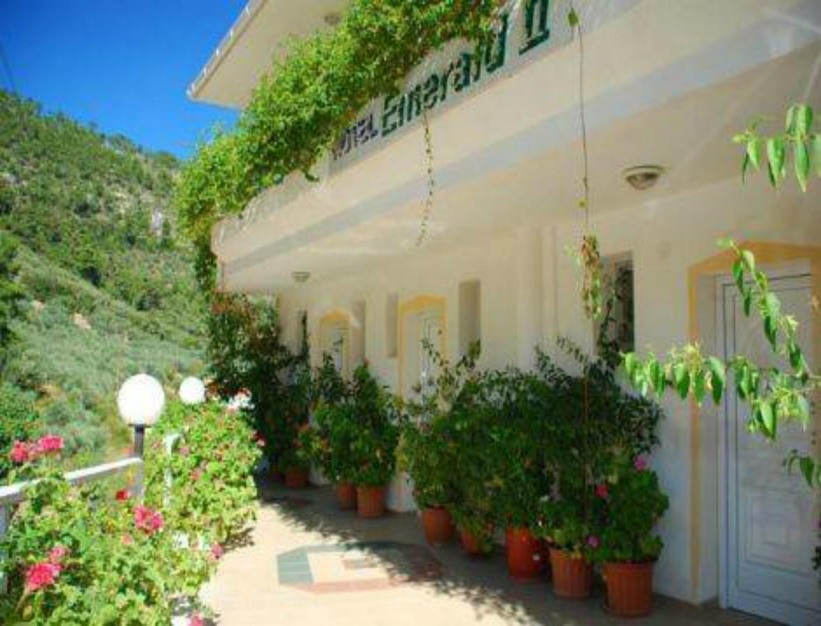 Hotel Emerald Хрисі-Амудья Екстер'єр фото